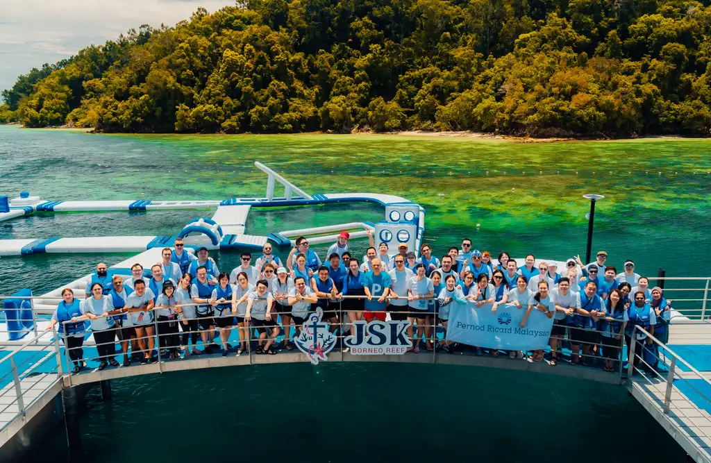 World Traveller 合作活动